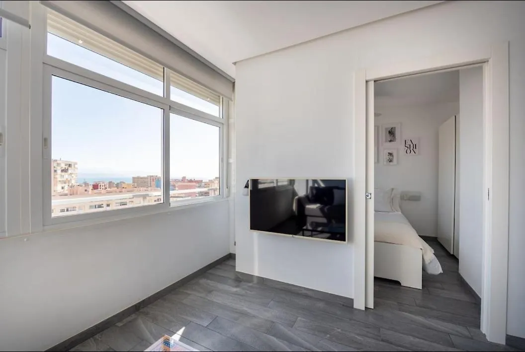 The Black&White Apartment Torremolinos