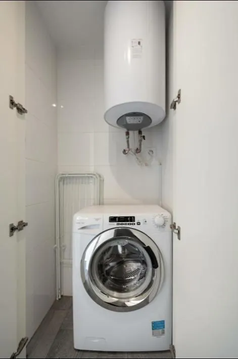 The Black&White Apartment Torremolinos 0*,  İspanya